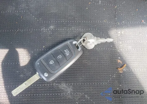 2021 Hyundai Venue Se from USA, damaged, VIN KMHRB8A39MU070289